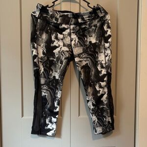 Avia Monochrome Abstract Leggings